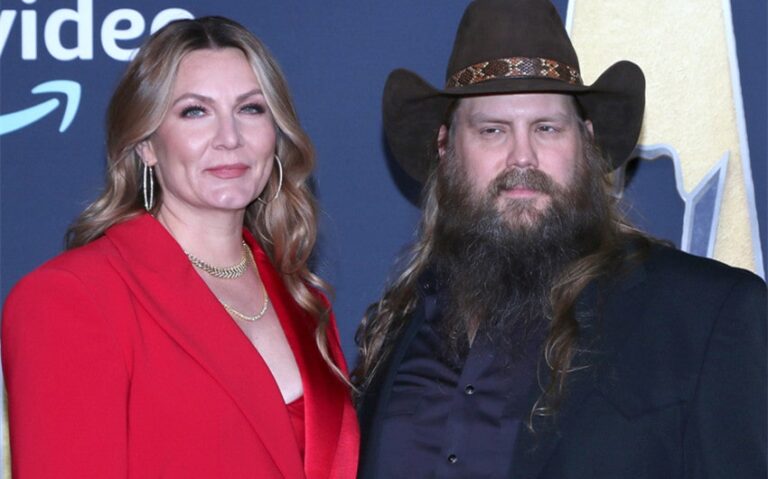 chris stapleton wife