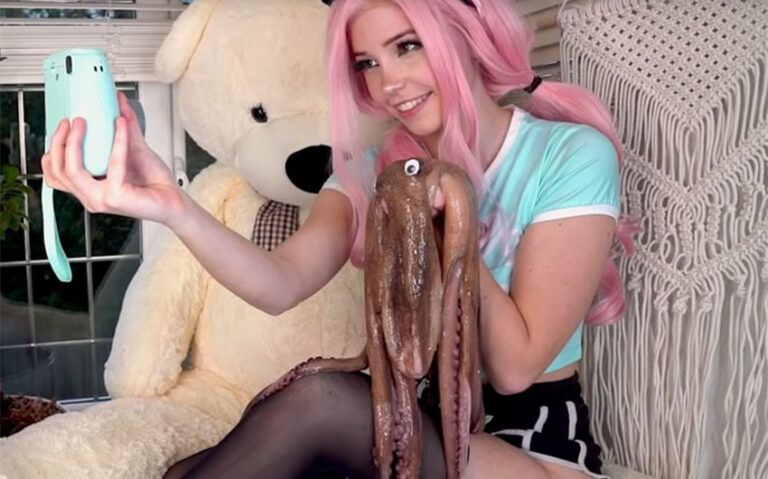 belle delphine net worth