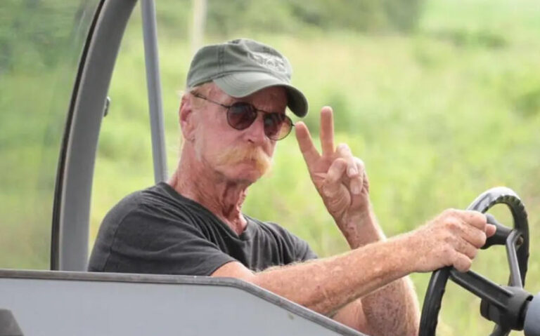 What Is Johnny Jett Net Worth and How Did He Earn His Money?